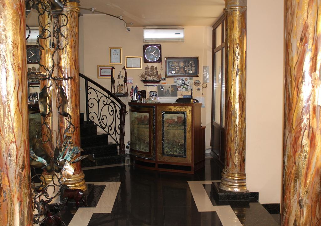 Hotel Elegant Garden Batumi Exterior photo