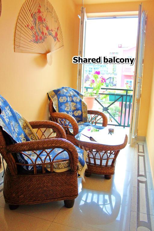 Hotel Elegant Garden Batumi Room photo