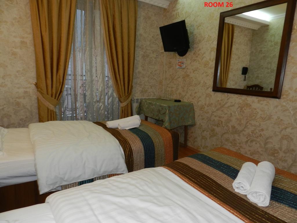 Hotel Elegant Garden Batumi Exterior photo