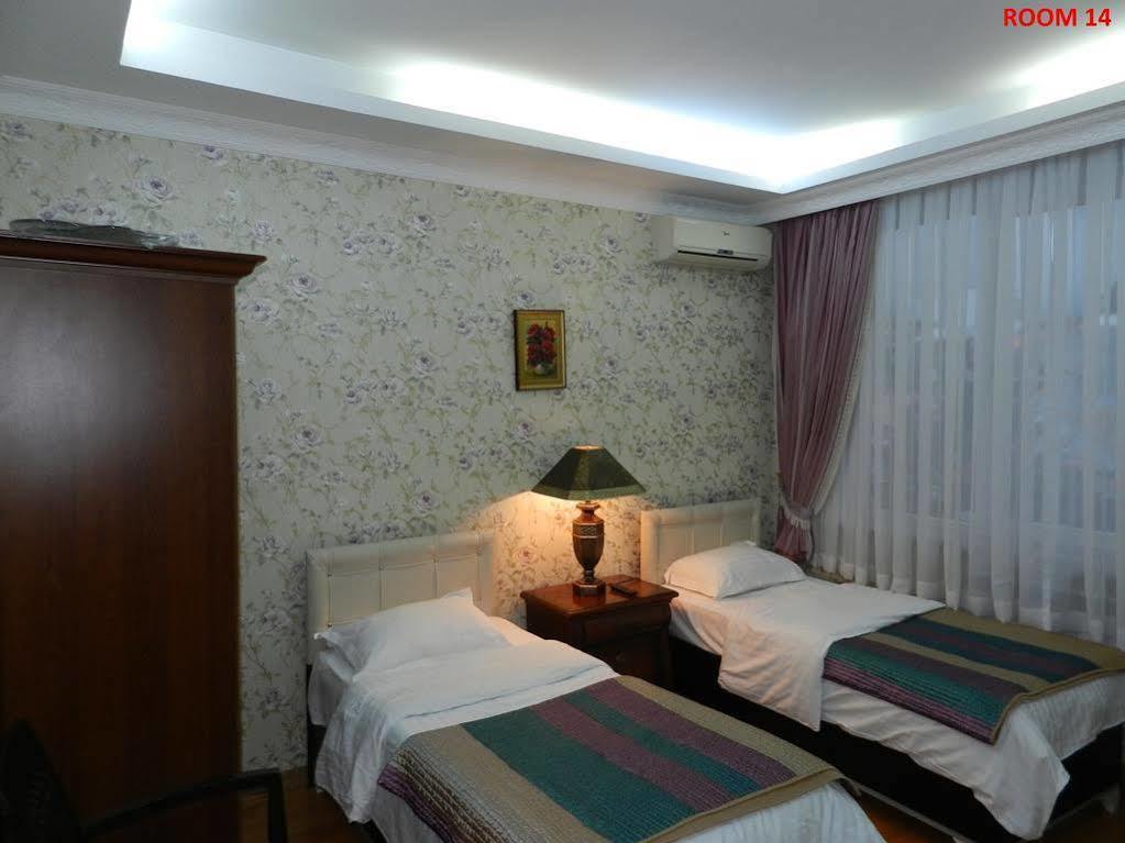 Hotel Elegant Garden Batumi Exterior photo